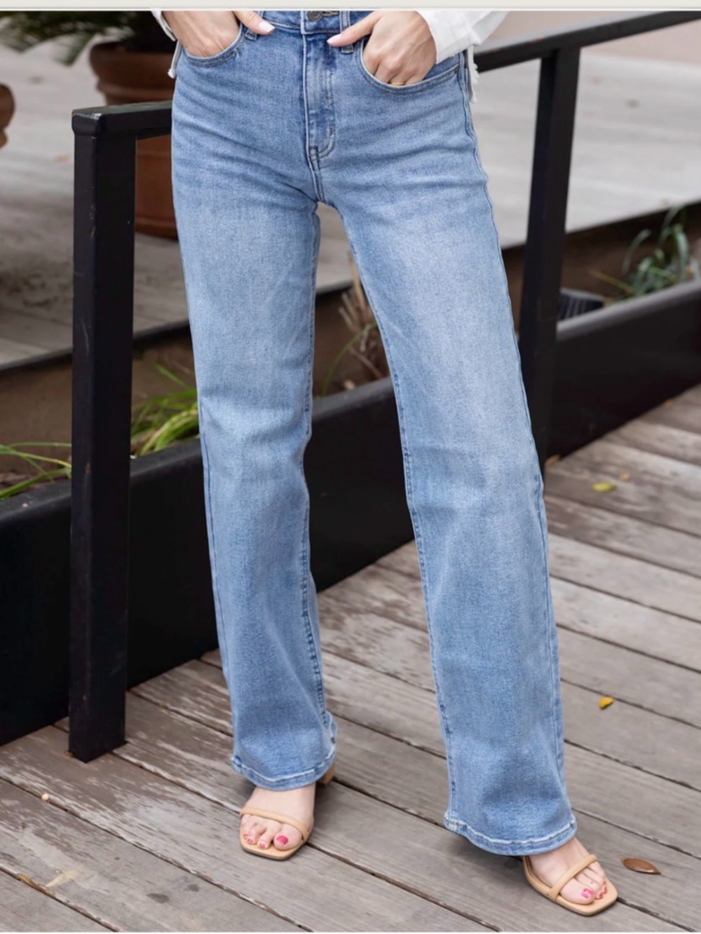 Grace & Lace Women's Wide Leg Jeans in Medium Blue